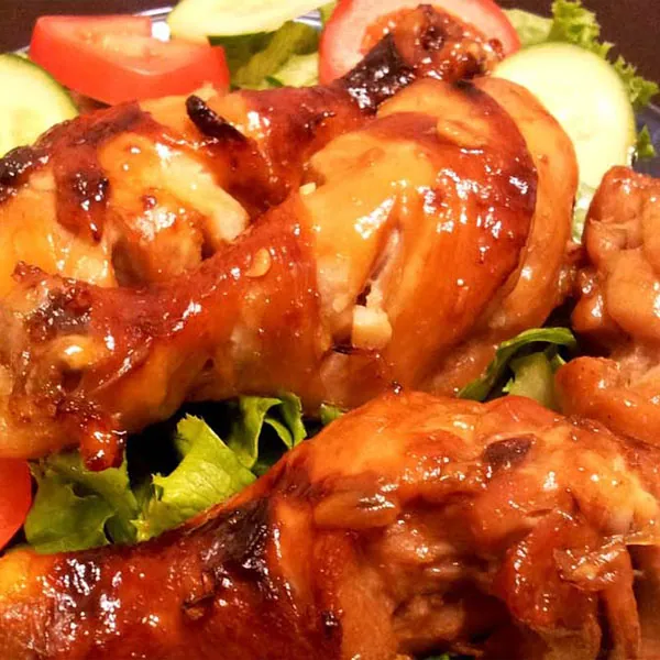 Cách làm đùi gà rim mật ong hấp dẫn ghi điểm với cả gia đình