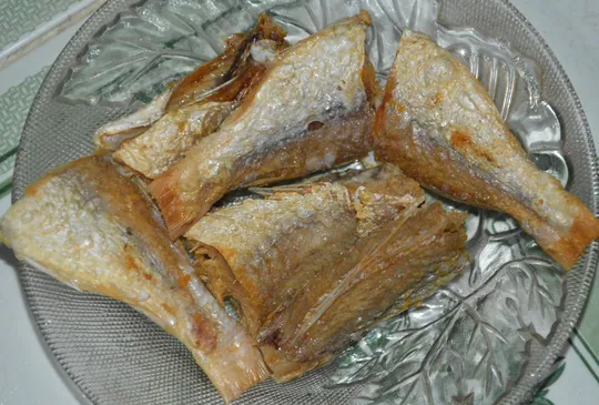 Về làng biển Trần Đề thưởng thức món khô lù đù chế biến đúng điệu không đâu bằng