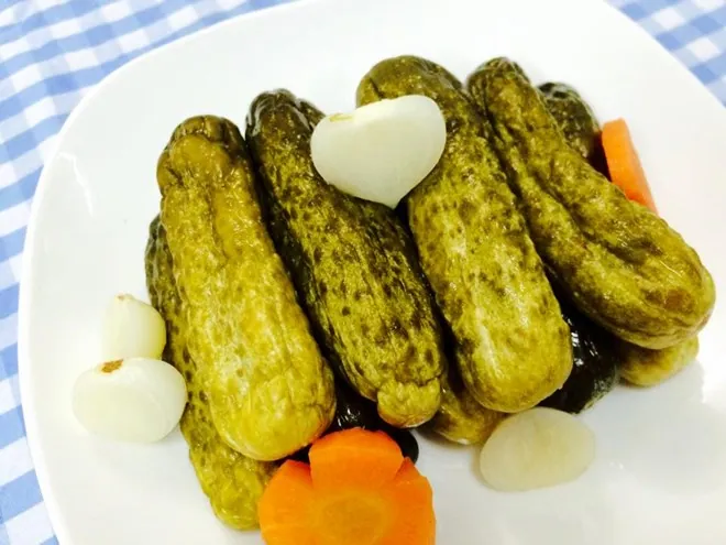 Dưa bao tử muối chua chua, cay cay ăn cực đã miệng