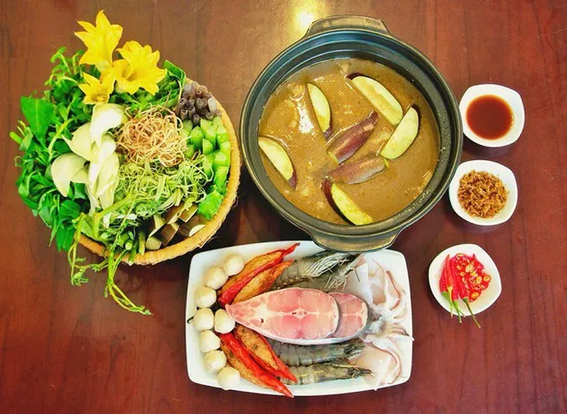 Cách nấu món lẩu mắm ngon chuẩn vị như người miền Tây