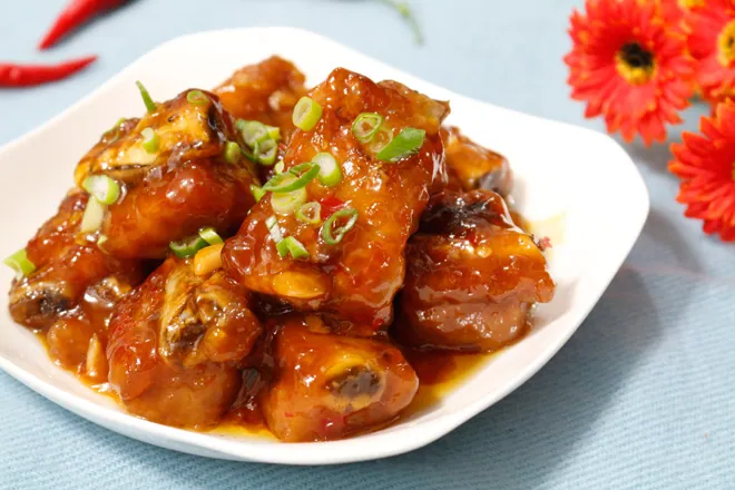 Sườn xào chua ngọt ngon đậm đà cho bữa cơm ngày đông