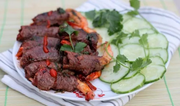 Bò cuộn tôm nướng cực hấp dẫn cho ngày cuối tuần bên nhau