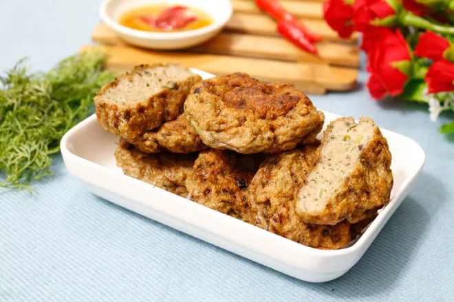 Cách làm chả cá thu dai ngon, thơm phưng phức cho mâm cơm ngày đông