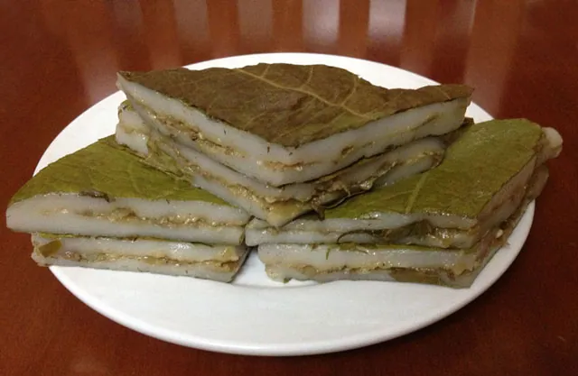 Bánh nếp nhân trứng kiến – đặc sản Tuyên Quang