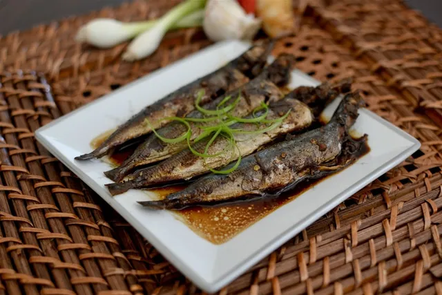 Cá nục kho tiêu ngon đậm đà ấm lòng ngày đông lạnh