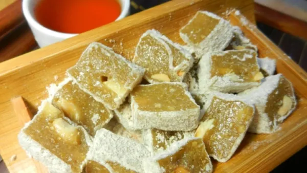 Về Yên Tử nghe tiếng kinh chùa thưởng thức chè lam