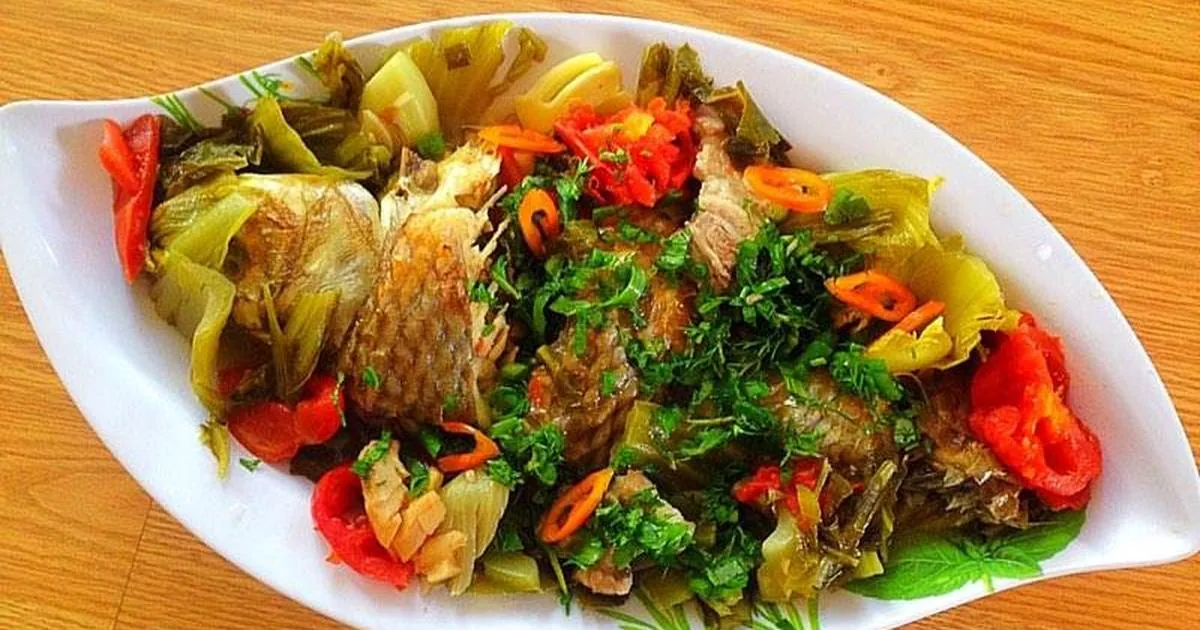 Mách bạn cách làm cá chép om dưa lạ miệng ngon tuyệt vời