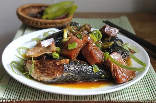 Ăn rồi nhớ mãi hương vị cá kho mít non