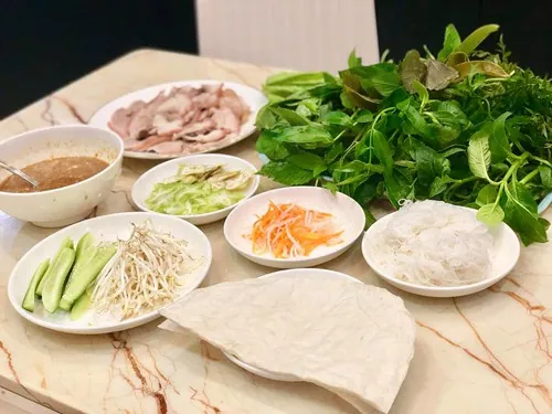 Bí quyết làm món bánh tráng phơi sương cuốn thịt ngon hơn cả những hàng quán bên ngoài