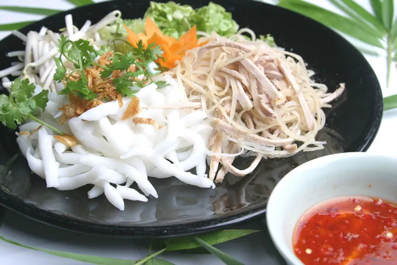 Bánh tằm Ngan Dừa – Món đặc sản làm nên danh tiếng ẩm thực xứ Bạc Liêu
