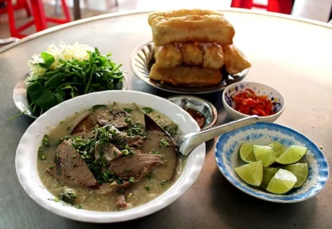 Về Hậu Giang ăn cháo lòng Cái Tắc thơm ngon có tiếng