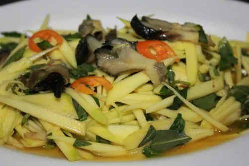 Gỏi ốc giác – Món ăn mê hoặc lòng người tại Phan Thiết