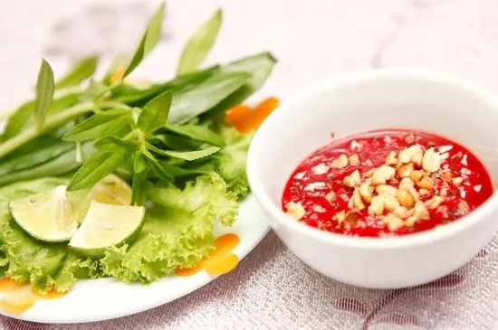 Tái Dê Hoa Lư – Món đặc Sản Hút Khách Ở Ninh Bình