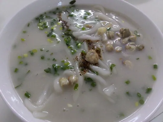 Món ăn dân dã “Bánh canh hến nước cốt dừa” đậm đà hương vị xứ Bến Tre
