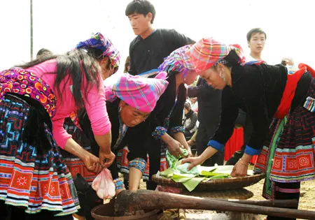 Bánh dày – Món ngon đặc sản của đồng bào người Mông
