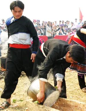 Bánh dày – Món ngon đặc sản của đồng bào người Mông