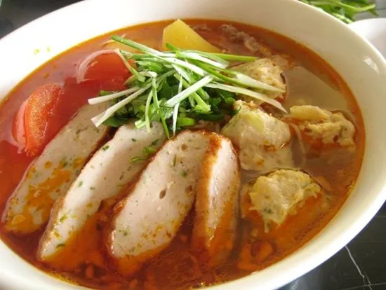 Bún chả cá – Hương vị khó quên tại Nha Trang