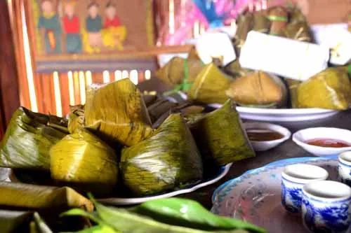 Đặc sản bánh vắt vai của người dân tộc Cao Lan Bắc Giang