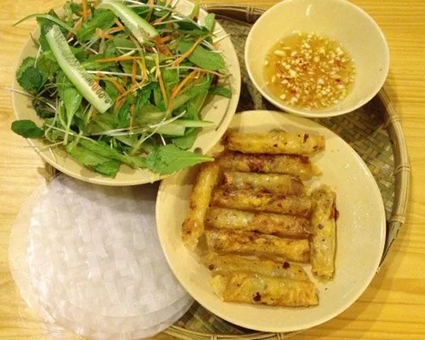 Đến Đà Lạt thưởng thức món ngon chả ram bắp