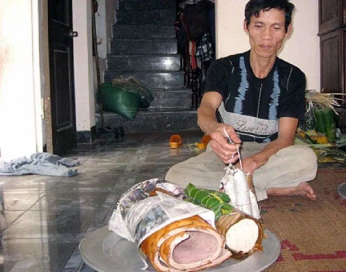 Giò chả Ước Lễ, một trong những món ngon nức tiếng của Hà Thành