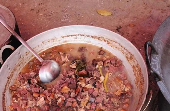 Đặc sản độc đáo Thắng Cố Lào Cai của núi rừng Tây Bắc