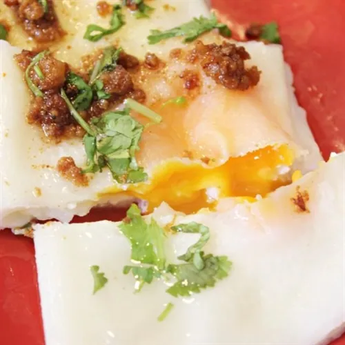 Bánh cuốn trứng độc đáo chỉ có ở Lạng Sơn