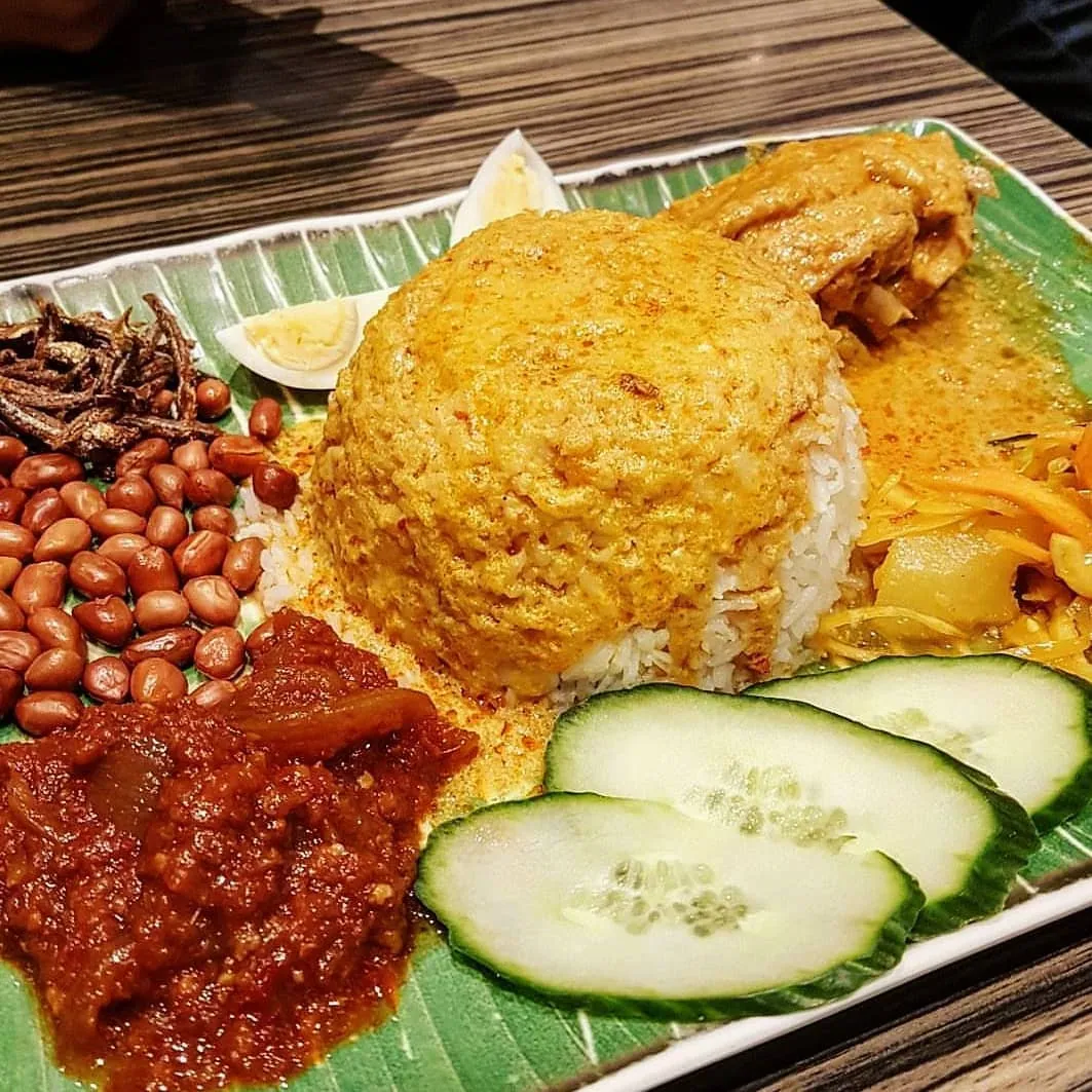 Món ăn sáng Malaysia có gì khác Việt Nam