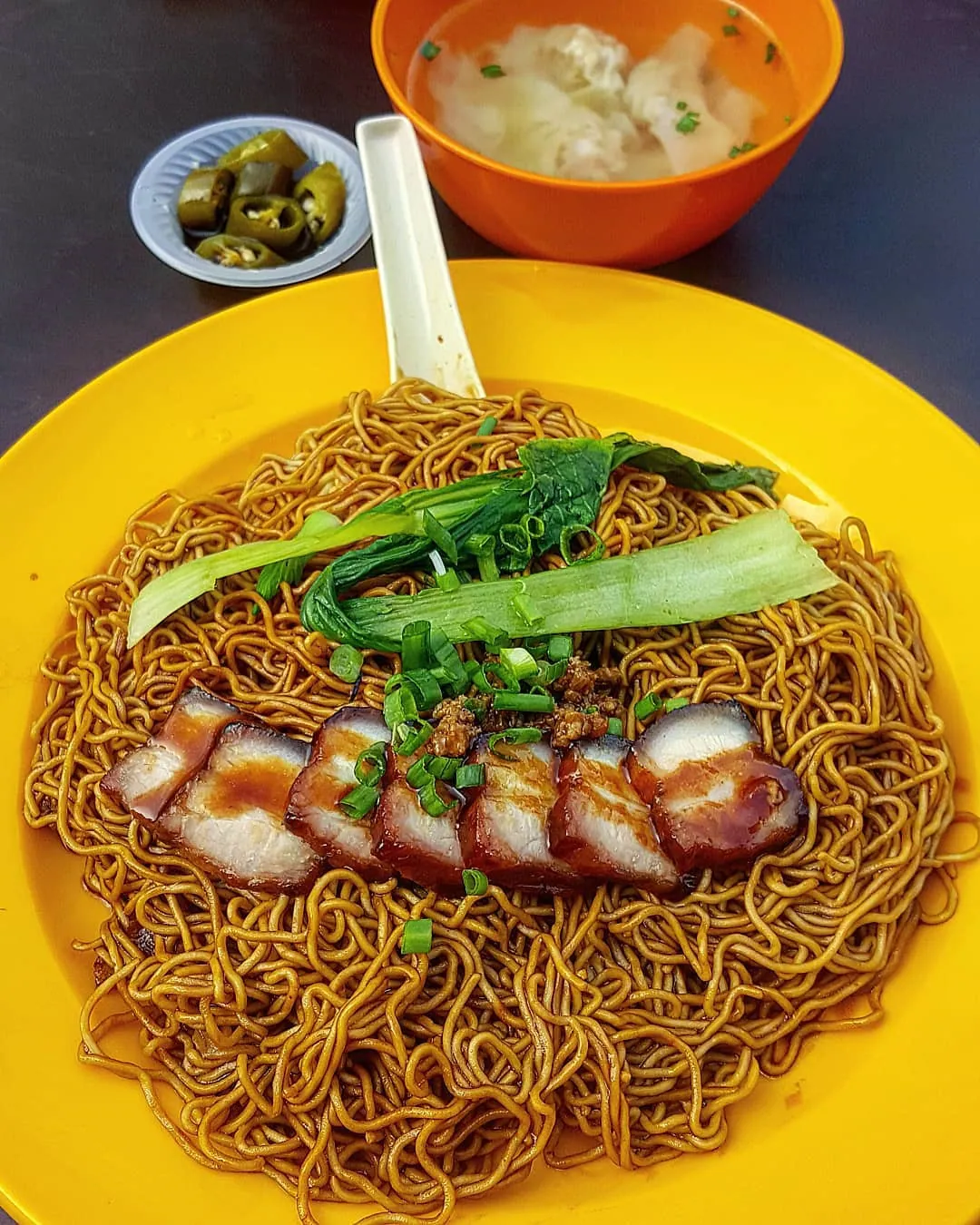 Món ăn sáng Malaysia có gì khác Việt Nam