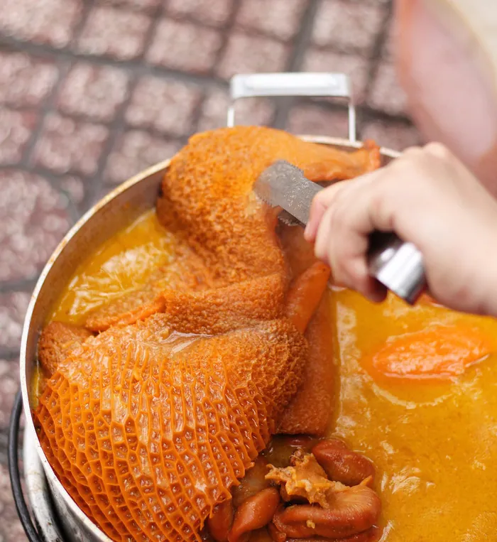 Khám phá nguồn gốc các món ăn vặt ở Sài Gòn