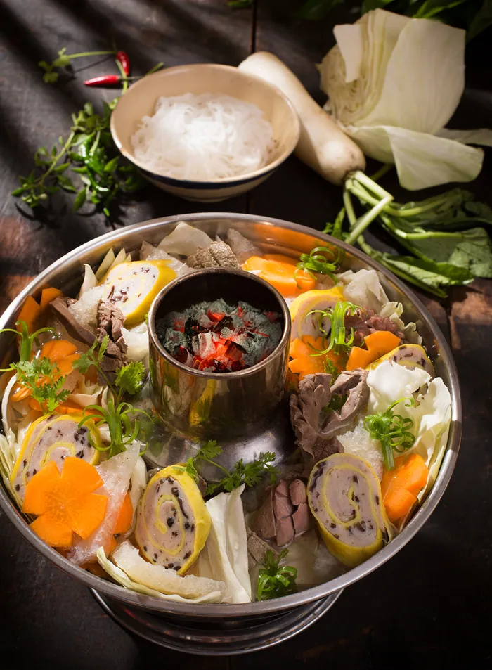 Khám phá nguồn gốc các món ăn vặt ở Sài Gòn