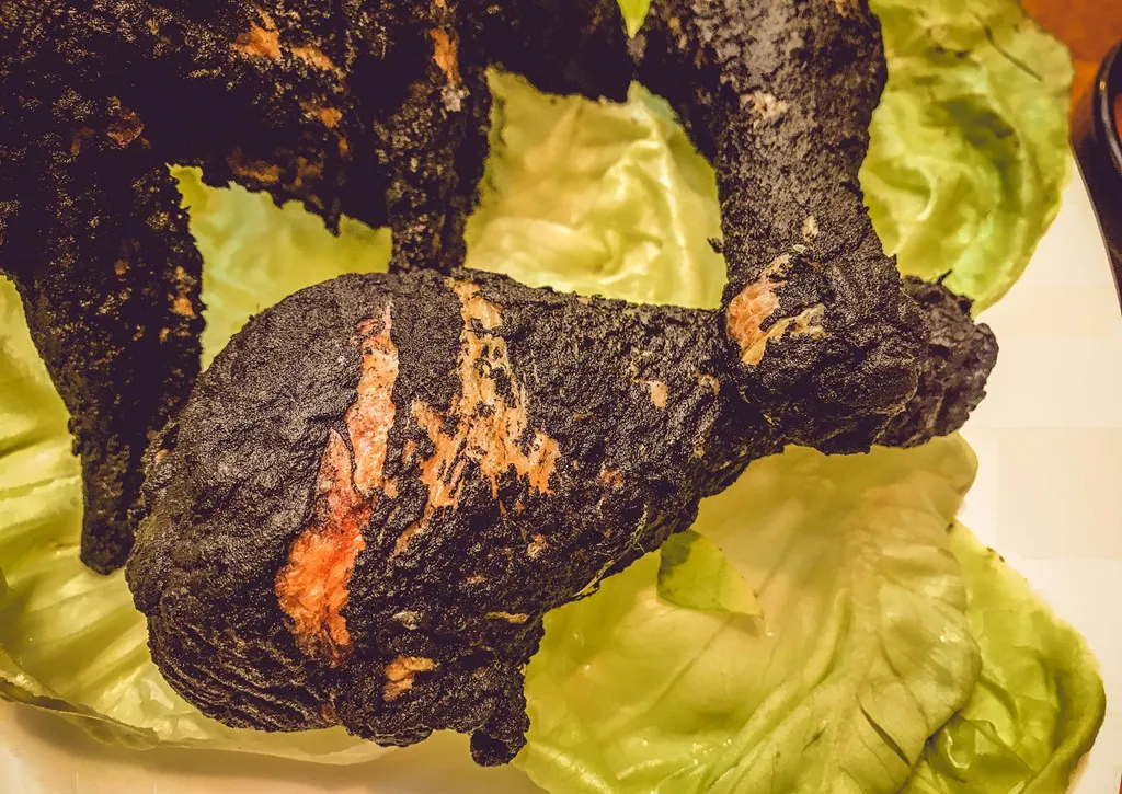 Bộ ba gà nướng đang gây sốt các tín đồ ẩm thực có gì hot?