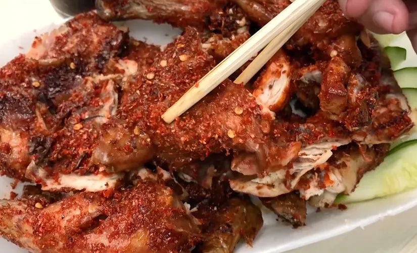 Bộ ba gà nướng đang gây sốt các tín đồ ẩm thực có gì hot?