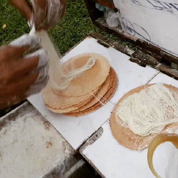 Nhìn thấy những món ăn vặt này phải thốt lên: “Ngày ấy đâu rồi?”