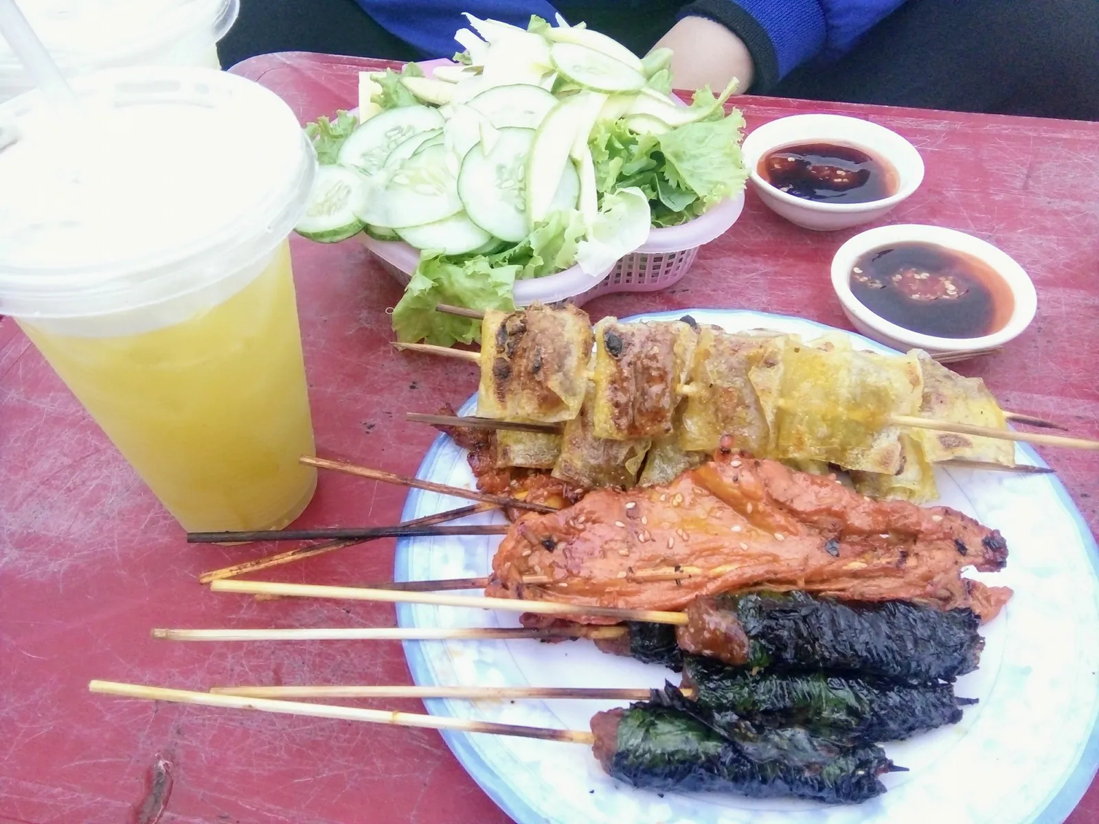 Xỏ lòi – Đặc sản Phú Yên – Món ăn lạ mà quen