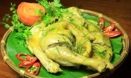 Dùng nồi cơm điện làm gà hấp muối xả thơm ngon