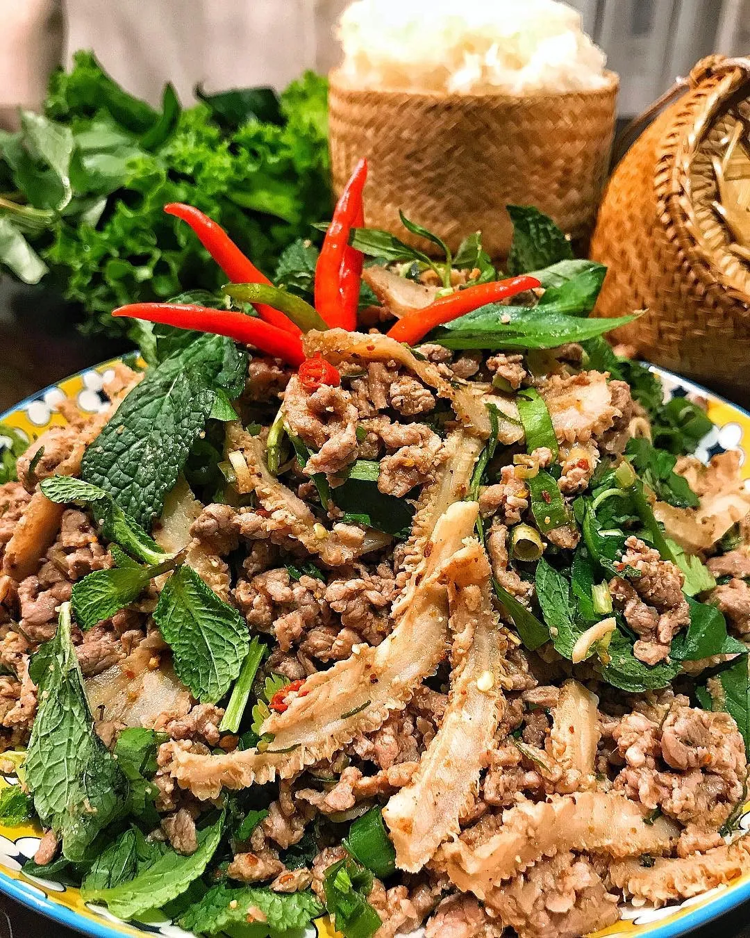 Ẩm thực Lào rất phong phú và có nhiều nét riêng