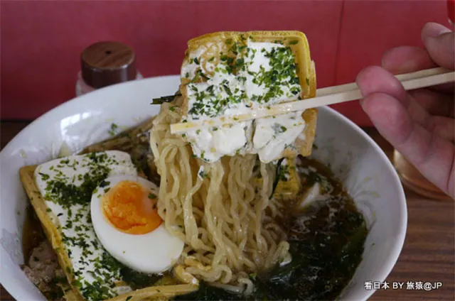 Người Nhật ăn mì ramen với kem tươi?