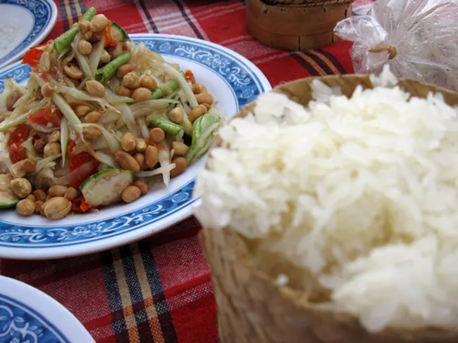 Mỗi quốc gia Đông Nam Á đều có một món ăn đặc trưng, đó là gì?