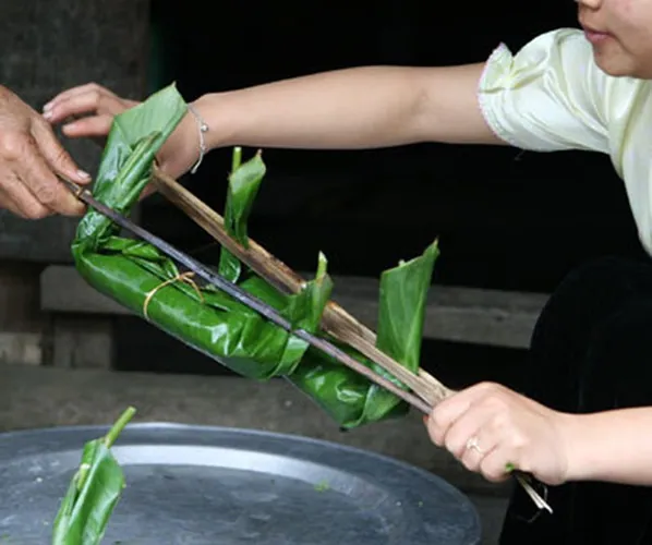 Người Thái vùng Tây Bắc ăn rêu mọc trên đá?