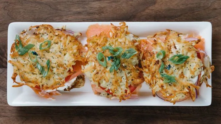 Khoai tây có thể chế biến thành bánh đa dạng như thế này