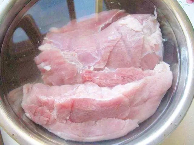 Điểm chung mang tính chất quyết định cho tất cả các món thịt hầm
