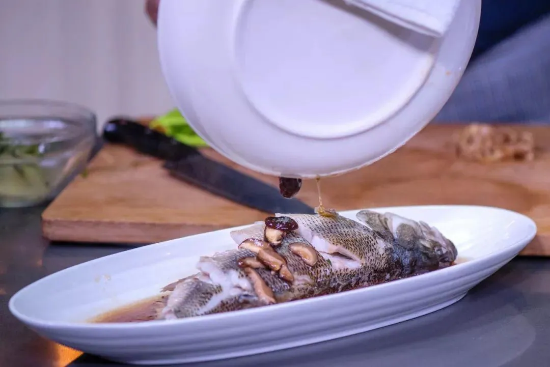 Công thức làm món cá hấp có 1 không 2 từ nhà hàng