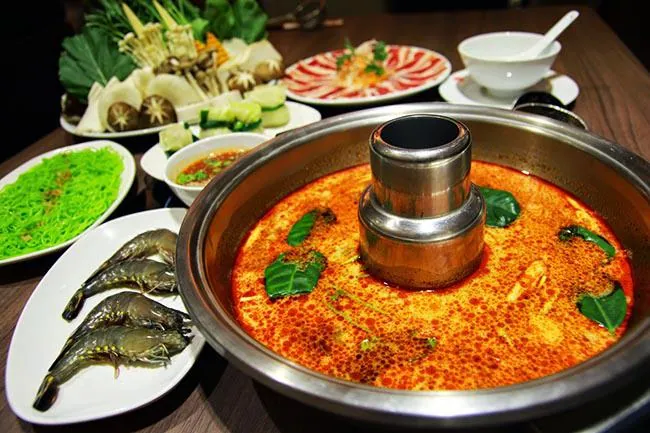 Lẩu là món ăn phổ biến nhưng… bạn có đang ăn lẩu đúng cách?