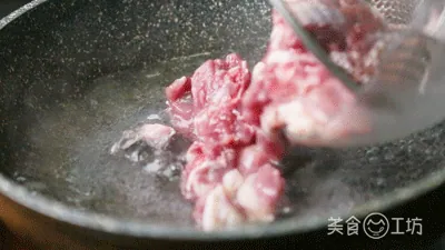 Thịt vịt om chua ngọt được đầu bếp Mỹ hướng dẫn cách làm