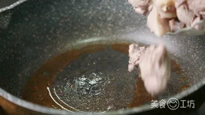 Thịt vịt om chua ngọt được đầu bếp Mỹ hướng dẫn cách làm