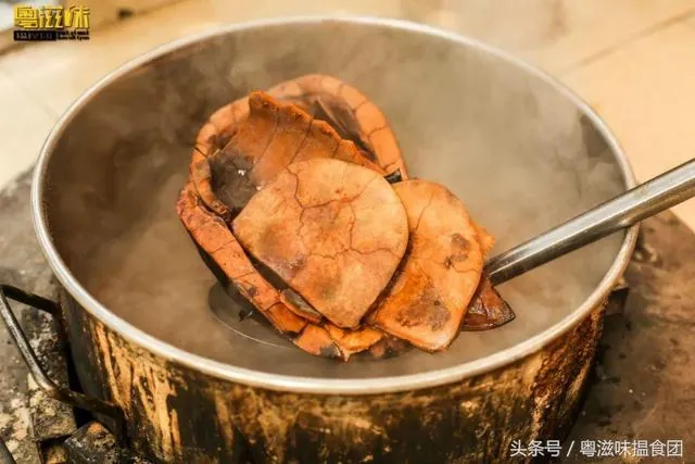 Bí mật đằng sau món thạch được làm từ bột mai rùa
