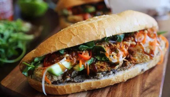 Du khách trong và ngoài nước đều rất yêu thích các món này ở Hội An