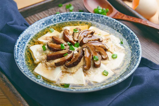 Món đậu hấp nấm tưởng đơn giản nhưng dưỡng chất thì vô vàn