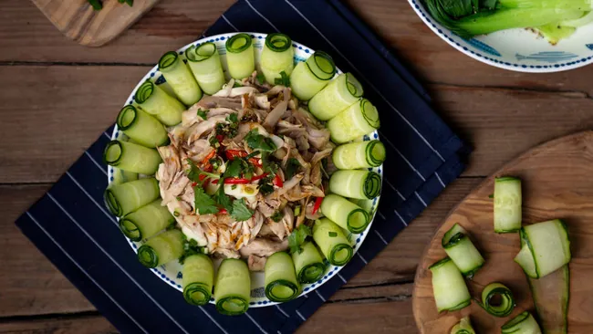 Đừng làm nộm gà với rau răm nữa, gợi ý mới hay ho cho bạn đây!