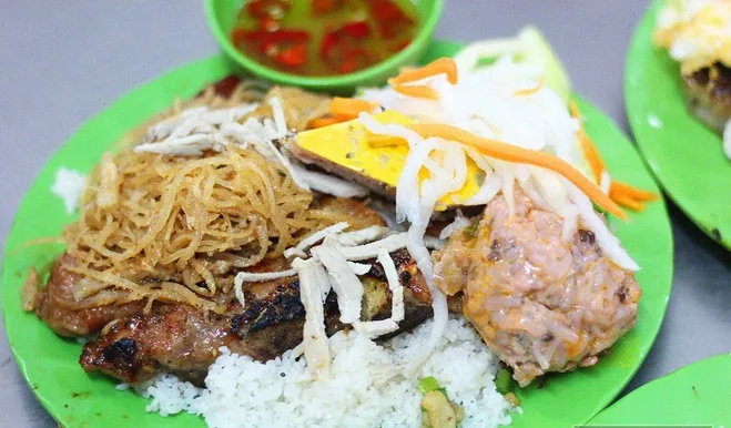 Những món ăn chỉ Việt Nam mới có, nghe tên là biết “lỗi tạo hóa”